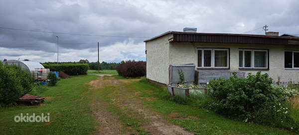 Majaosa: 2-toaline korter 55,6m2 Esku külas+1250m2 elamumaa (foto #1)