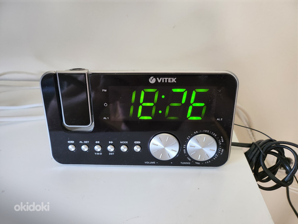 Vitek VT-3514 kellraadio projektoriga (FM/AM)
