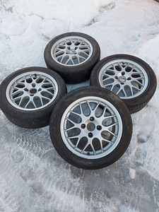 BBS Volvo 16 tolli veljed ja suverehvid (1 foto / 8)