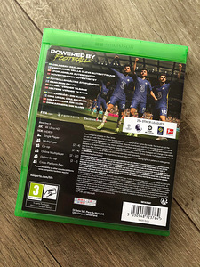 ФИФА 22 для Xbox One (2 фото из 3)
