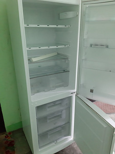 Холодильник Electrolux (2 фото из 2)