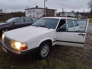 Volvo 940 (1 фото из 4)