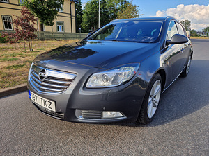 Opel Insignia OPC Line (full opt) (4 foto / 10)