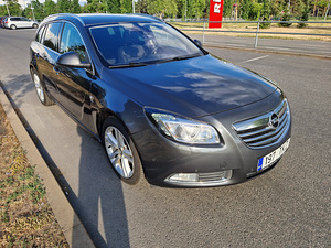 Opel Insignia OPC Line (full opt) (5 foto / 10)