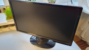 Benq G2420HDBL (1 фото из 4)