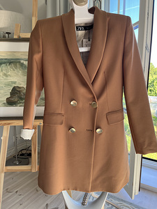 Uus Zara blazer, suurus S (1 foto / 4)