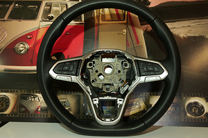 Vw Atreon Golf Passat Transp, nahkkattega rool, uus. (1 foto / 2)