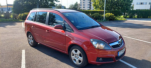 Opel Zafira (1 foto / 11)