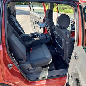 Opel Zafira (6 foto / 11)