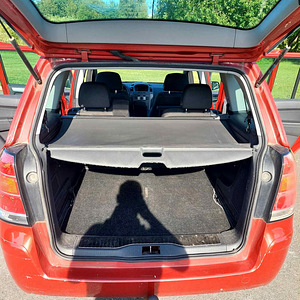 Opel Zafira (9 foto / 11)