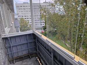 Müüa rõduklaasid (4 foto / 6)