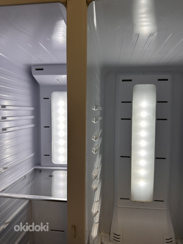Двусторонний холодильник/морозильник Samsung с льдогенератор (фото #2)