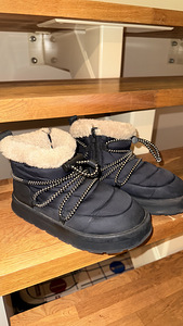 Zara jalanõud, suurus 33-34