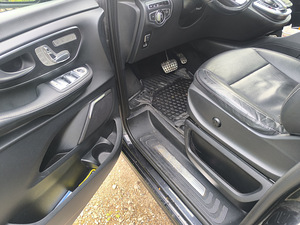 Mercedes-Benz V 250 Exclusiv AMG (8 foto / 15)