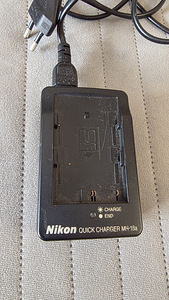 Nikon D80 komplekt + objektiiv, aku, laadija ja kott (2 foto / 6)