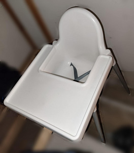 Söögitool IKEA ANTILOP alusega (2 foto / 2)