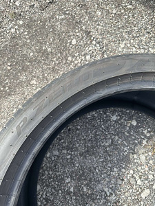 Летние шины Pirelli P Zero, 4 шт.; R22 (5 фото из 7)