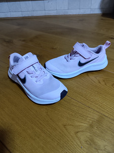 Кроссовки Nike , размер 31.5