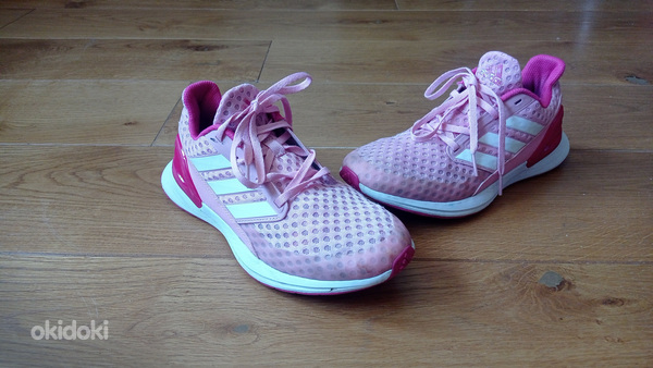 Adidas tossud , suurus 38.5