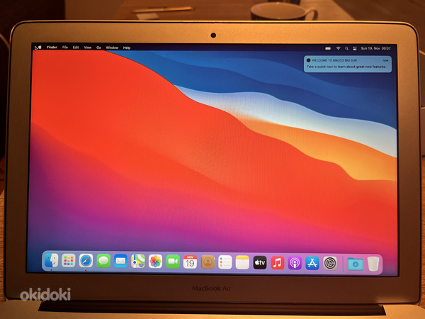 Apple MacBook Air (начало 2014 года) (фото #1)