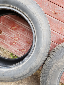 225/65 R17 lamellrehvide komplekt linnamaasturile (10 foto / 10)