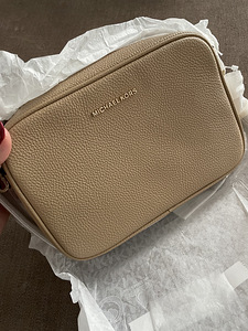 Uus, MICHAEL KORS JET SET MEDIUM CAMERA BAG CAMEL (6 foto / 7)