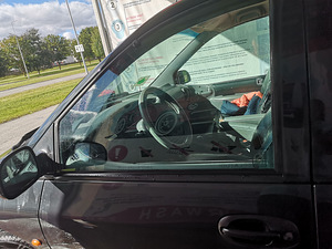 CHRYSLER Voyager 7 koht (4 foto / 5)