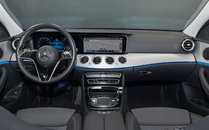 MERCEDES BENZ E 220 (6 foto / 10)