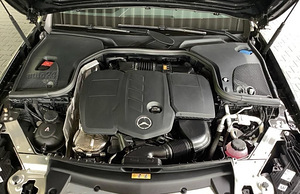 MERCEDES BENZ E 220 (4 foto / 10)