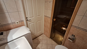 Unikaalse vaate ja asukohaga kesklinna korter (7 foto / 9)