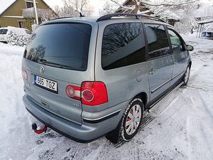 VW Sharan 1.9 TDI 96kw Elegance (3 foto / 4)