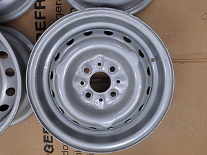 VAZ Lada 4x98 taastatud nukkidega plekkveljed 5 tk (4 foto / 7)