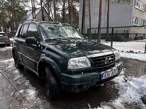 Suzuki vitara (1 фото из 8)
