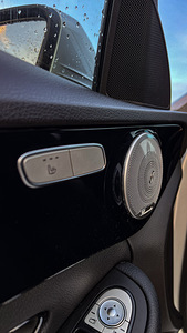 Mercedes-benz c220 (8 foto / 8)