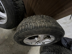 Диски с резиной 195/65 r15 5*114.3 (2 фото из 4)