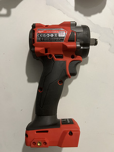 Akulöökmutrikeeraja Milwaukee M18 FIW2F12-0x (2 foto / 2)