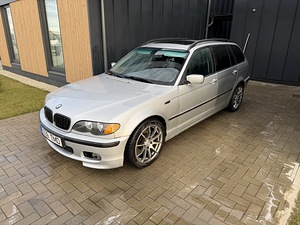 BMW 330i 170kw manu (2 foto / 8)
