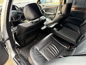 BMW 330i 170kw manu (7 foto / 8)