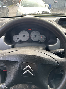 Citroën Berlingo (4 фото из 4)