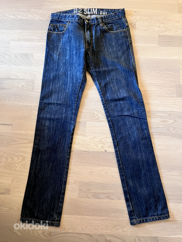 Korralikud D81 teksad suurusele 30/34