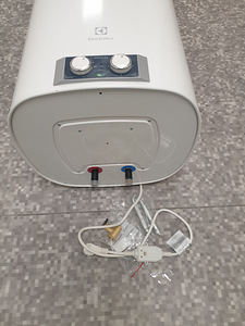 Soojaveeboiler / Boiler ELECTROLUX Formax 50 (3 foto / 4)