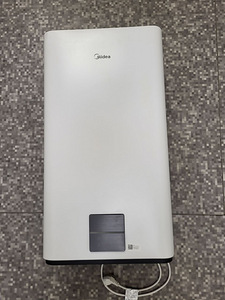 Boiler Midea Salute 50 l wi-fi (1 foto / 3)