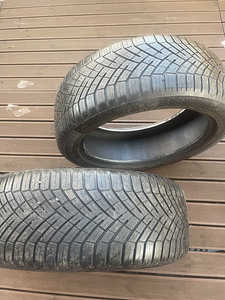 Continental lamellrehvid 215/50 R18 (2tk) (1 foto / 4)