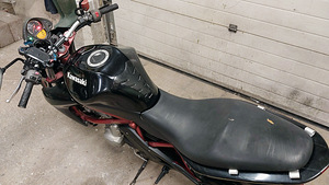 Kawasaki ER-6N 2007 (3 foto / 3)