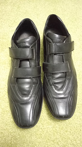 Hugo Boss Suurus 44 made in italy kingad (1 foto / 6)