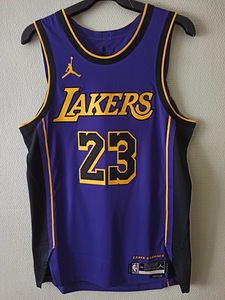 NBA Jordan Lebron James Los Angeles Lakers Authentic Jersey (1 foto / 10)