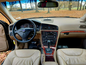 VOLVO S60 D5 FULL OPTION (7 foto / 10)