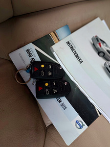 VOLVO S60 D5 FULL OPTION (8 foto / 10)
