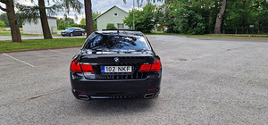 BMW 740XD полная комплектация (6 фото из 8)