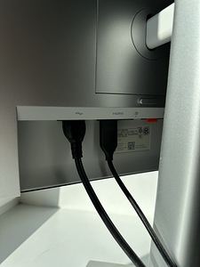 Monitor - DELL UltraSharp U2422H (4 foto / 10)
